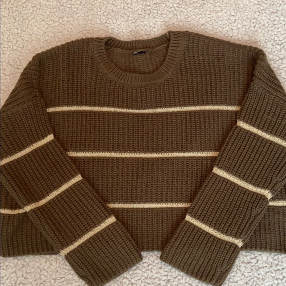 Green Cropped Sweater